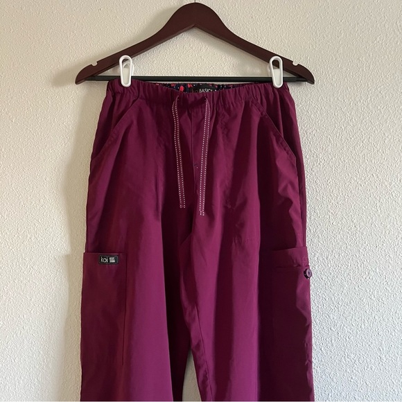 Koi Basics Women's Wine Holly Straight Leg Scrub Pant Size XS - Picture 5 of 8